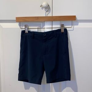 Boys VineYard Vines gold shorts